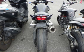 YAMAHA FZ1 FAZER 2010