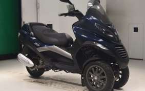 PIAGGIO MP3 250