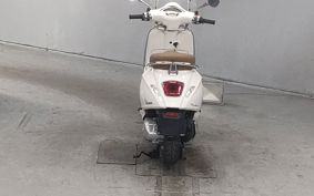 VESPA  VESPA  PRIMA  BEIGE RA125 ..