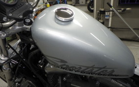 HARLEY XL883LI 2011