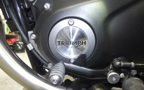 TRIUMPH BONNEVILLE BOBBER 2023