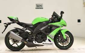 KAWASAKI ZX 10 NINJA R 2011