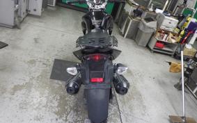 SUZUKI GSR250 2023
