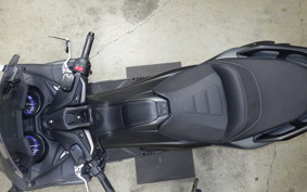 YAMAHA T-MAX 560 T 2021 SJ19J