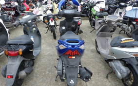 SUZUKI GSR125