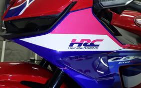 HONDA CBR600RR 2025 PC40