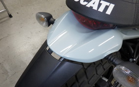 DUCATI SCRAMBLER SIXTY2 2022