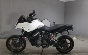 KTM 990 SUPERMOTO T VS940
