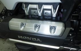HONDA GL 1800 GOLD WING TOUR DCT 2022 SC79