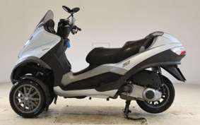 PIAGGIO MP3 250