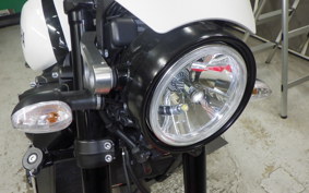 YAMAHA XSR900 2021 RN56J