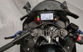 YAMAHA YZF-R25 RG43J