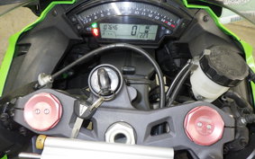 KAWASAKI ZX 10 NINJA R 2011