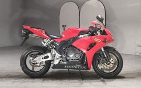 HONDA CBR1000RR 2006 SC57