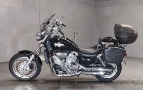 HONDA MAGNA 750 RC43
