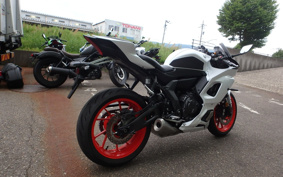 YAMAHA YZF-R7 2023 RM39J