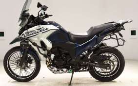 KAWASAKI VERSYS X250Aﾂｱﾗｰ LE250D