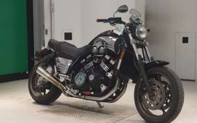 YAMAHA VMAX 2001