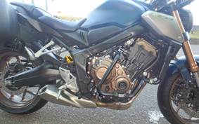 HONDA CB650R 2021 RH03