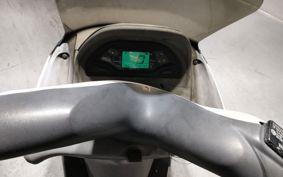 YAMAHA MAJESTY 125 SE27