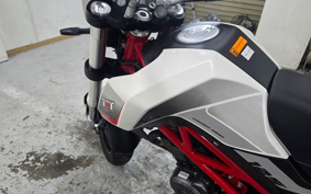 BENELLI TNT125