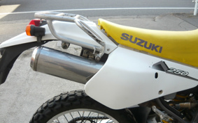 SUZUKI DJEBEL250XC SJ45A