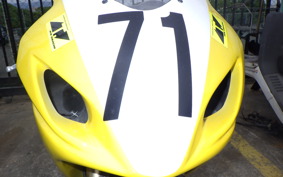 SUZUKI GSX-R600