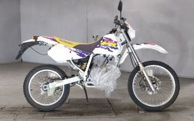 SUZUKI DR250R SJ45A