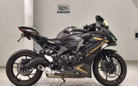 KAWASAKI ZX-25R 1976 ZX250E