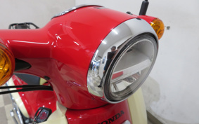 HONDA  SUPER CUB 50 60TH ANNIVERSARY  AA09