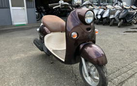 YAMAHA  VINO  DELUXE  SA37J