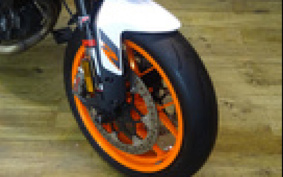 KTM 890 DUKE R 2021 TU940