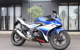 SUZUKI GSX250 R DN11A