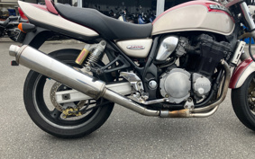 SUZUKI INAZUMA 1200 1998 GV76A