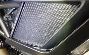 DUCATI DIAVEL DARK 2015