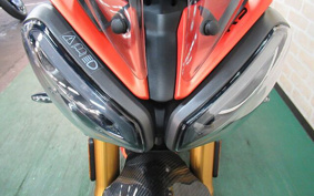 TRIUMPH スピートリプルRS 2022 S3P01S