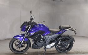 YAMAHA FZ25 RG69