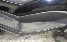 YAMAHA N-MAX 2002 SEG6J