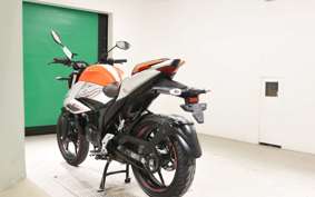 SUZUKI ジクサー150