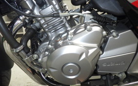 SUZUKI GSR250 2013