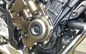 HONDA CB650R E-Clutch 2024 RH17