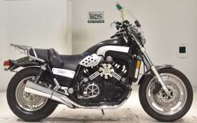 YAMAHA VMAX 1999