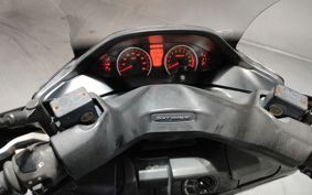 SUZUKI SKYWAVE 250 CJ44A