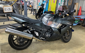 KAWASAKI ZZ1400 NINJA R 2006 ZXT40A