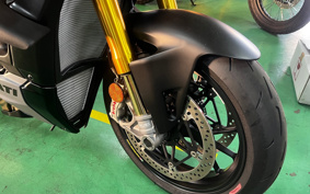 DUCATI STREET FIGHTER V4S 2024 4F00