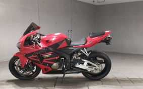 HONDA CBR600RR PC37