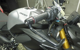 DUCATI ストリート FIGHTER V4SP2 2024
