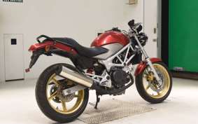 HONDA VTR 250 Gen. 2 2026 MC33