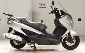 SUZUKI SKYWAVE 200 (Burgman 200)