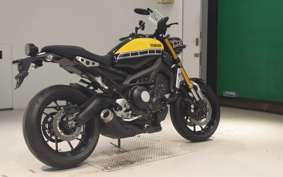 YAMAHA XSR900 2016